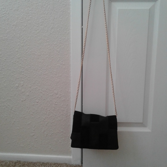 Black crossbody - Picture 3 of 5